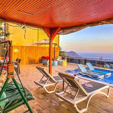 Seaview Luxury In *